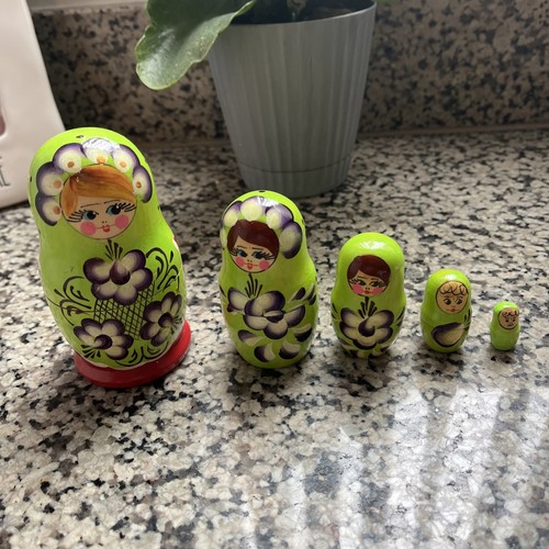 Lovely green hand - lovely, painted